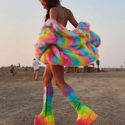 The Ultimate Women's Festival Fashion Guide for 2024: Find Your Style at Burning Man, Coachella, and Beyond!