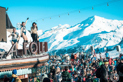 The Ultimate Guide to Apres Ski Parties: Top 10 Spots Around the World & What to Wear