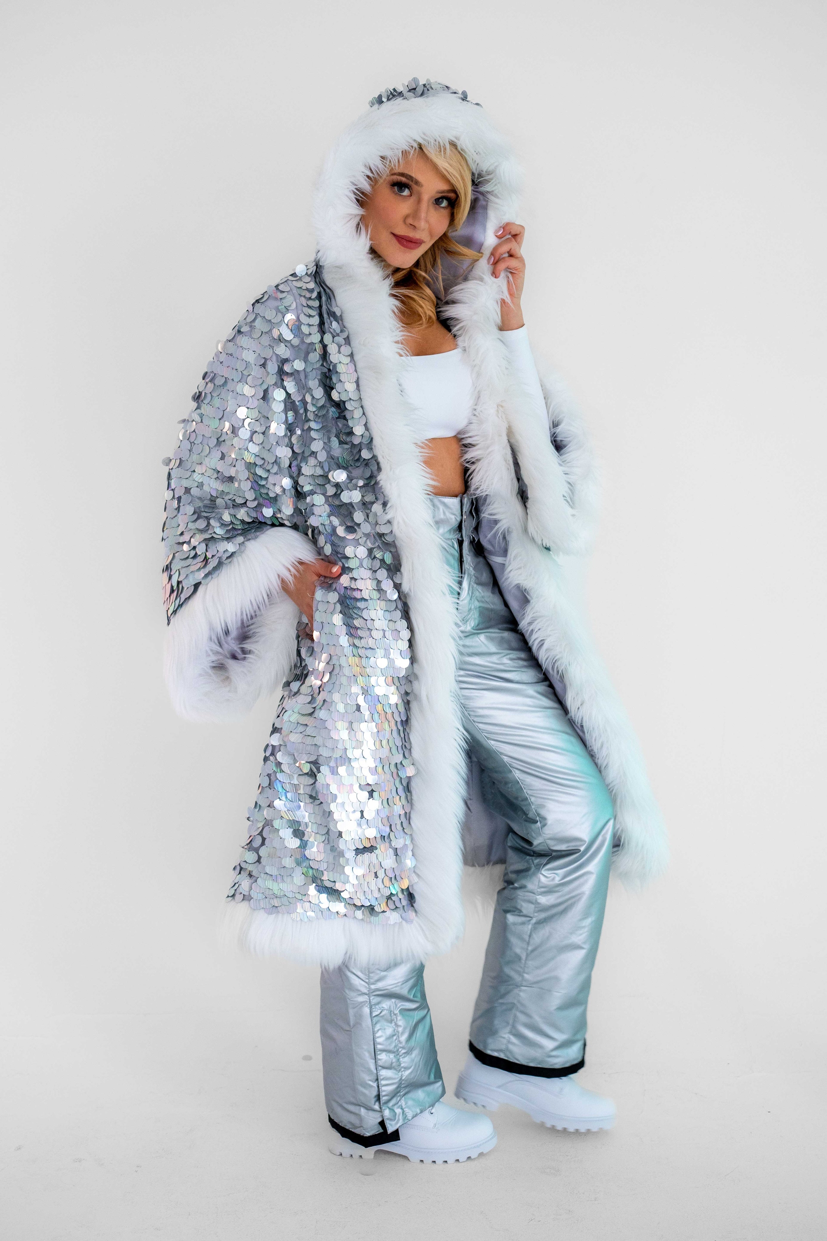 Big Bling Sequin Kimono in 