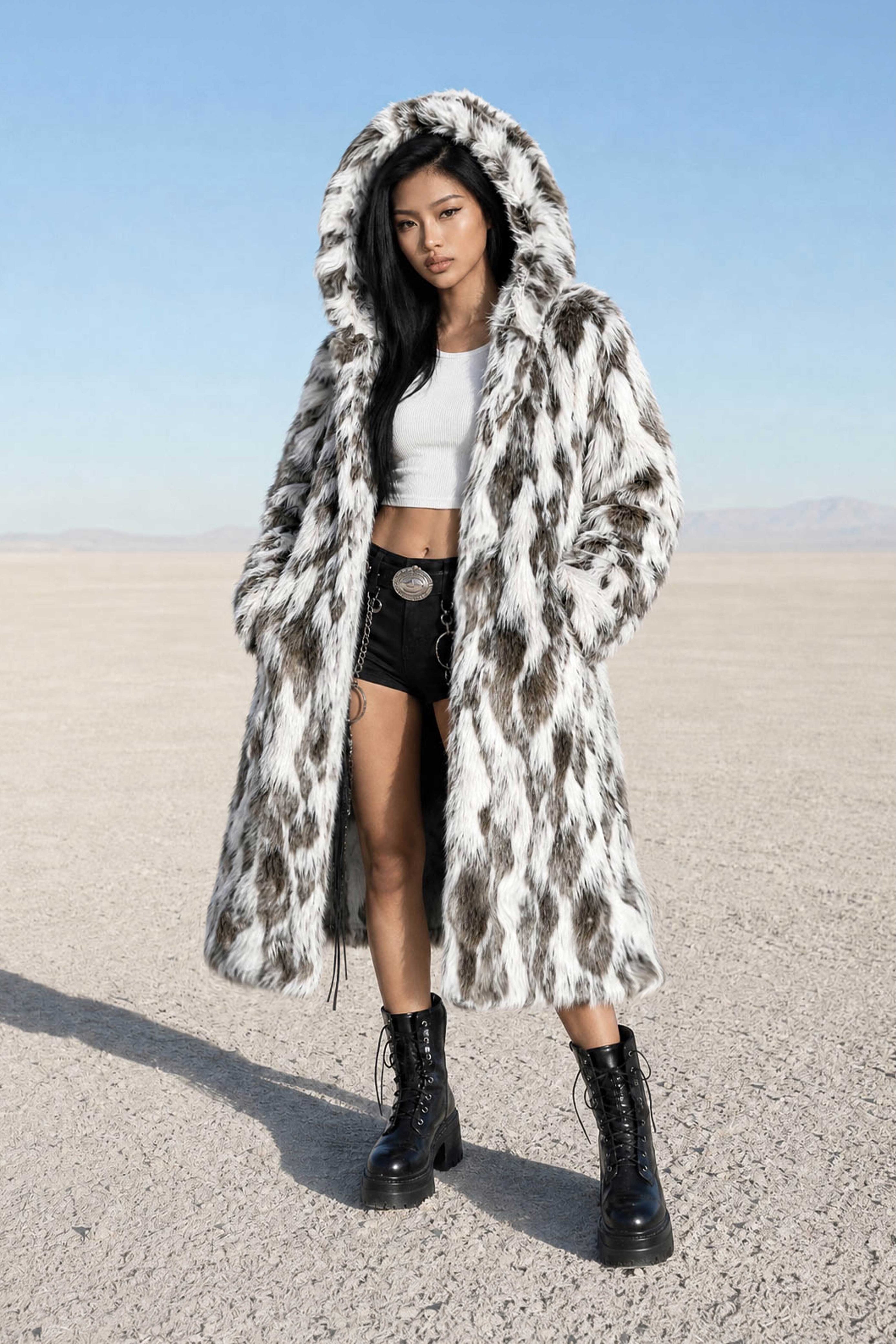 Women's Faux Fur Playa Coat in 