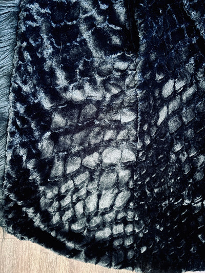 Black Crocodile