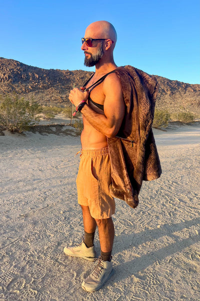 Men's Short Desert Warrior Coat in "Saddle"