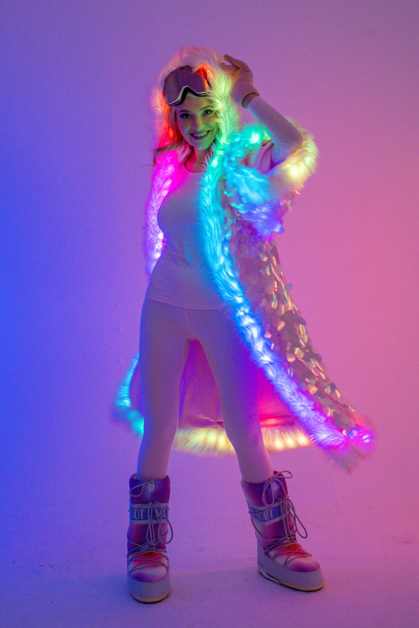 LED Big Bling Sequin Kimono in "Barbie"