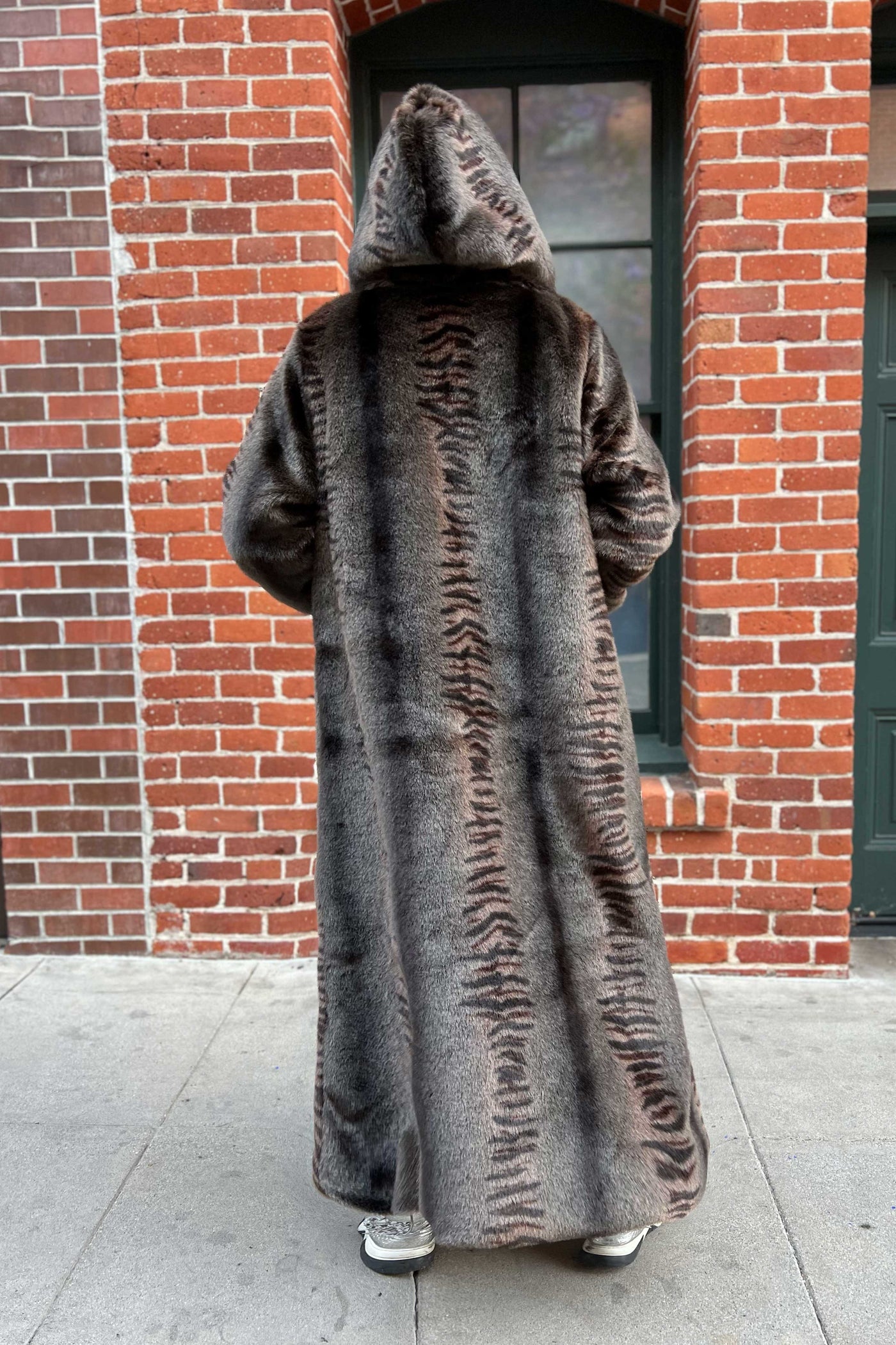 Men's Long Desert Warrior Coat in "Bengal Fox"