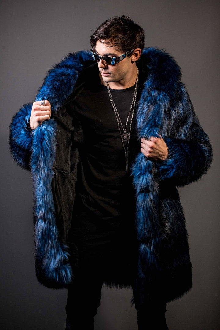 Men's Faux Fur Hooded Short Playa Coat in 