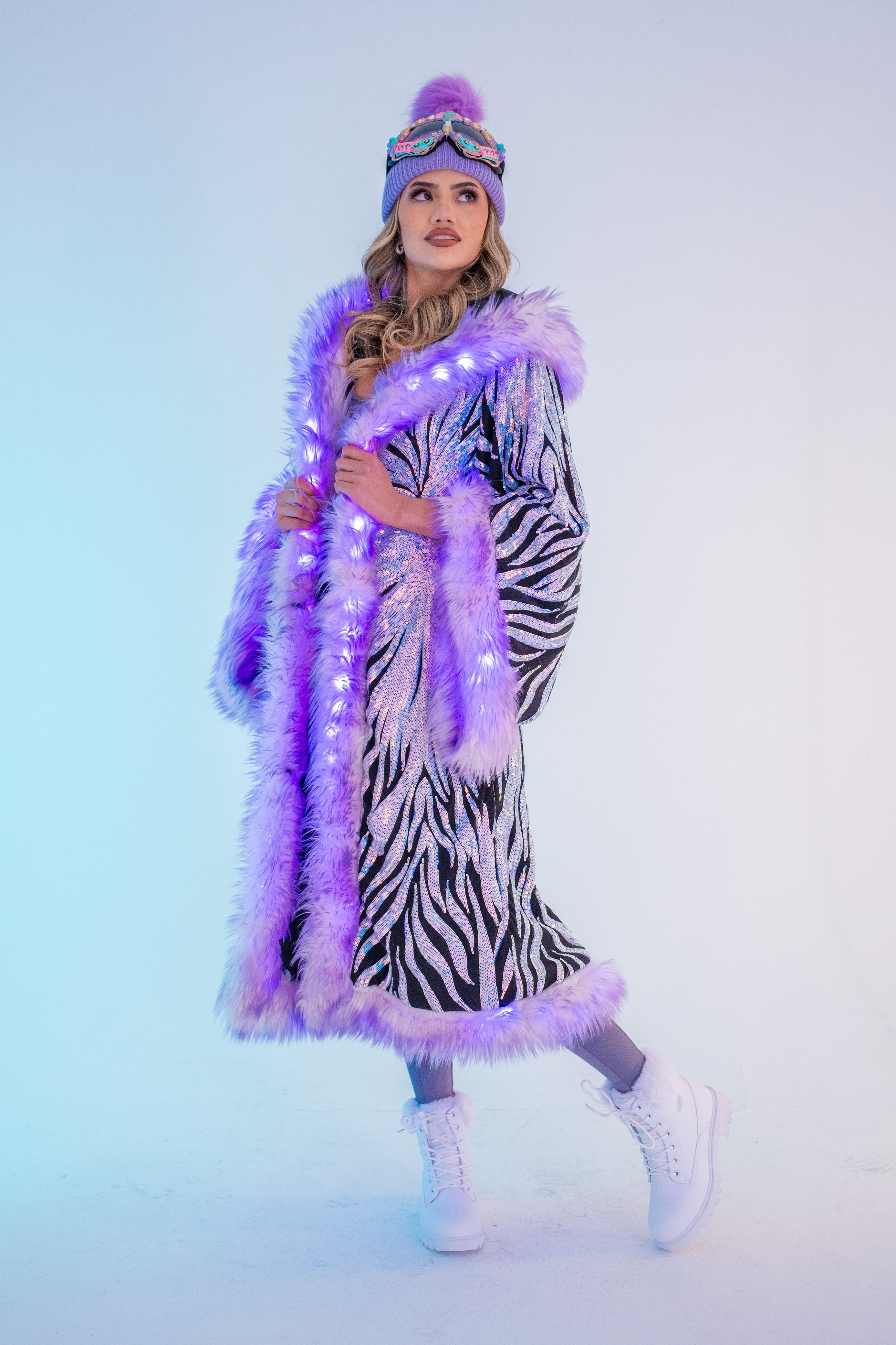 Custom LED Faux Fur Festval Coat Faux Fur Jacket Wth Programmable