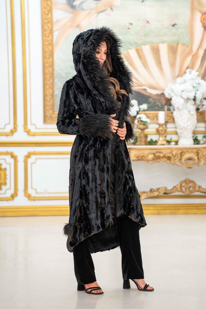 Women's Luxury Faux Fur Temptress Coat in 