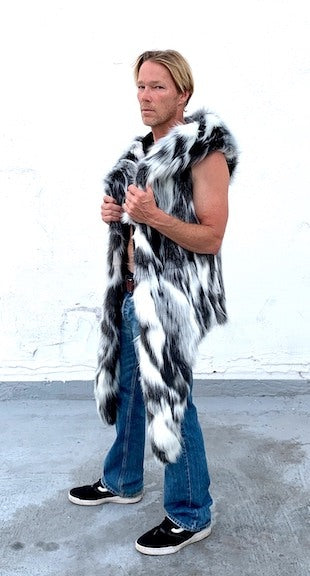 Burning-man-men's-faux fur-tibetian-wolf-hooded-vest-5