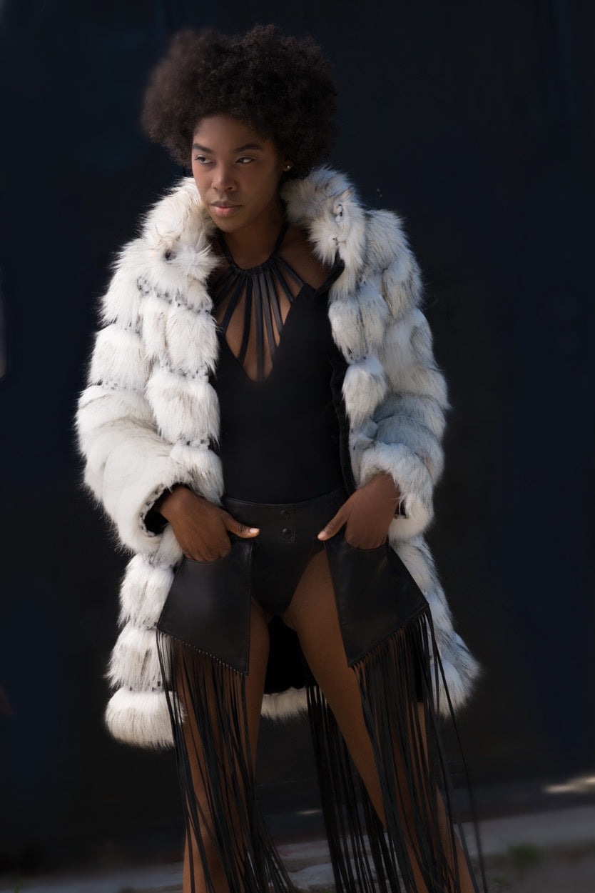 Burning-man-women's-faux-fur-noble-coat-white-4