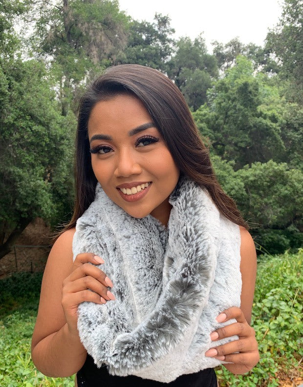 faux-fur-chinchilla-infinity scarf-gray-frost-long-