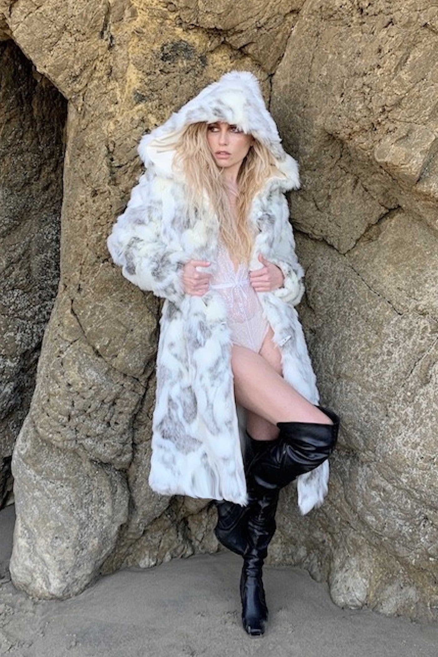 Women's Playa Coat in "Himalayan Snow Goddess"