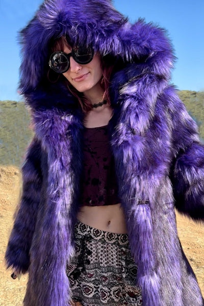 Women's Short Playa Coat in "Purple Wolf"