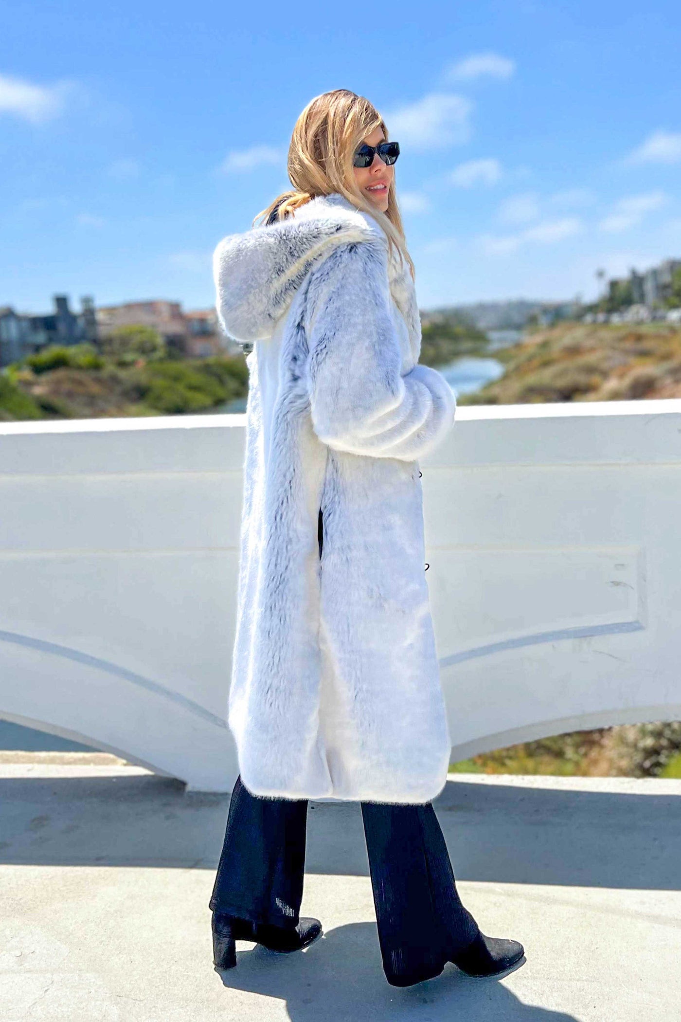 Women's Playa Coat in "Pegasus" Chinchilla