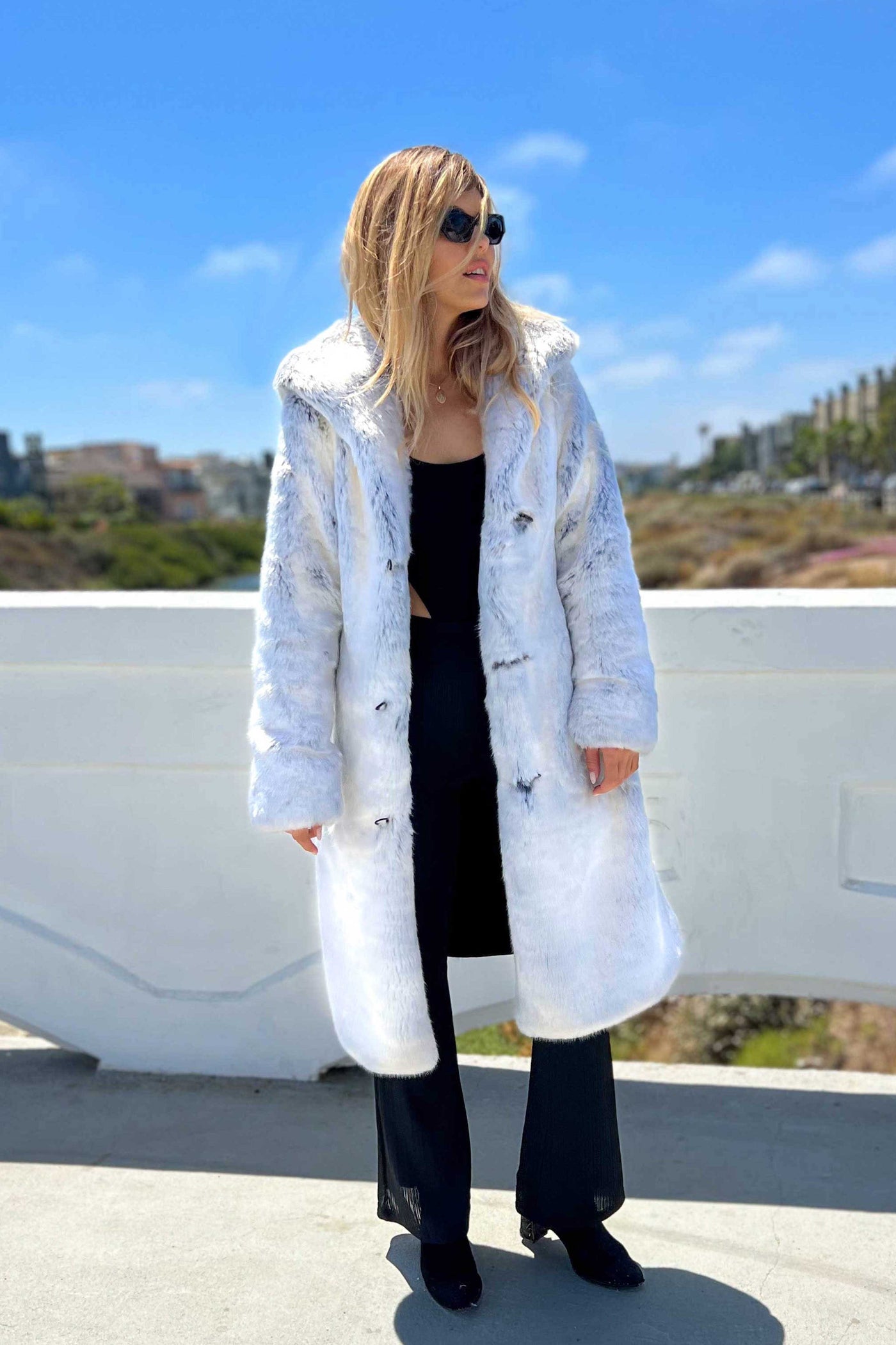 Women's Playa Coat in "Pegasus" Chinchilla