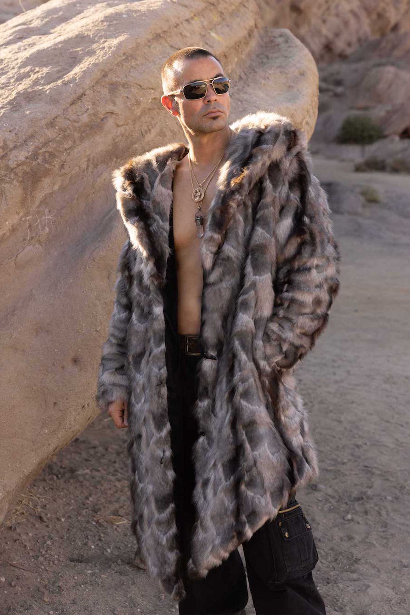 Men's Desert Warrior Coat in "Fenrir"